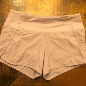 Lululemon run times short size 4